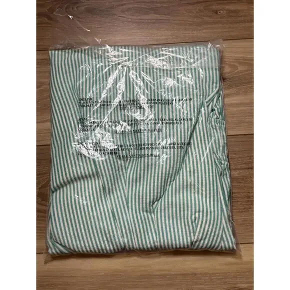 NWT! Lush Shirred Puff Sleeve Maxi Dress in Green Stripe Size Medium - Picture 6 of 6